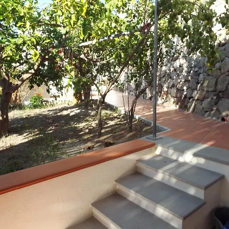 Anfora Arancione Apartmán Canneto (Lipari)