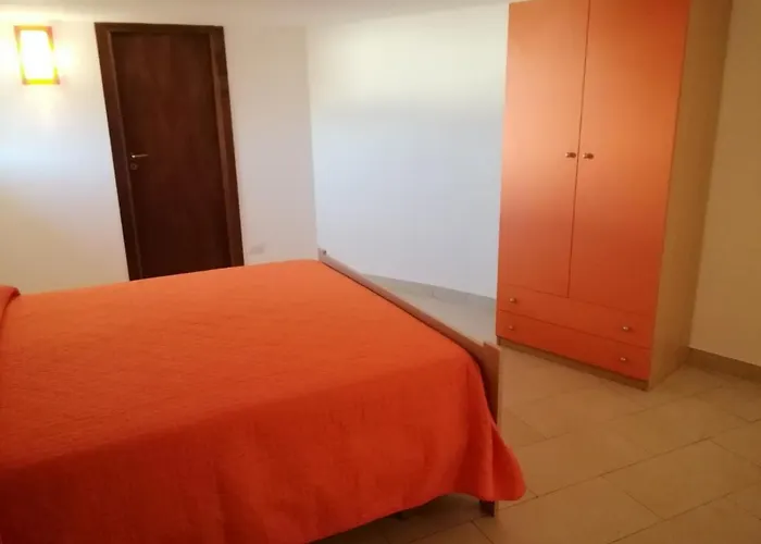 Anfora Arancione Apartment *